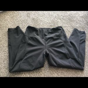 90 Degree pocketed Leggings XL bundle (3)